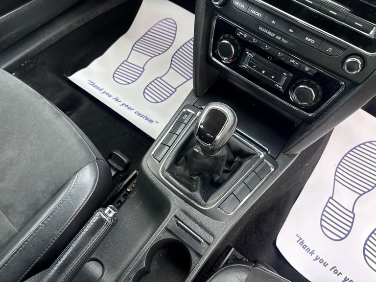 2011 Skoda Superb 2.0 TDI CR 170 SE 5dr ESTATE Diesel Manual