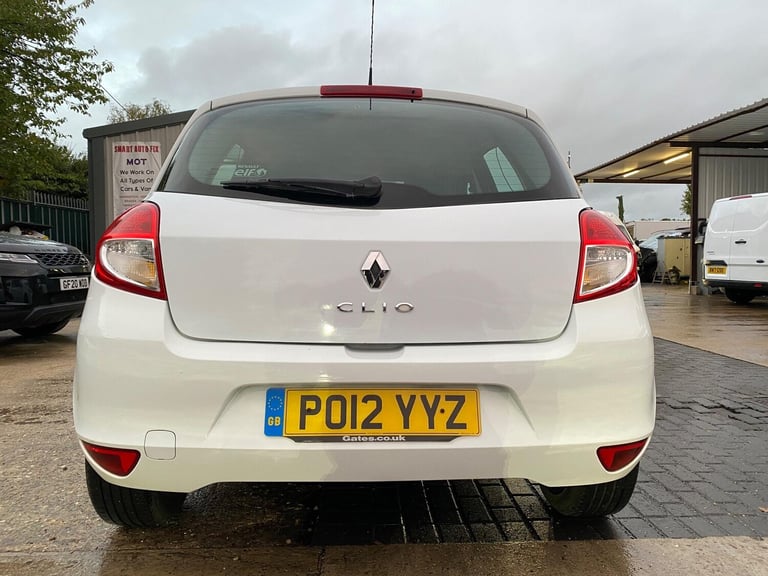 2012 Renault Clio 1.2 Dynamique TomTom Euro 5 5dr HATCHBACK Petrol Manual