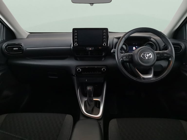 2023 Toyota Yaris 1.5 VVT-h Design Hatchback 5dr Petrol Hybrid E-CVT Euro 6 (s/s) (116 ps) -  Hat...