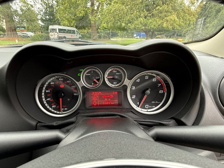 2015 Alfa Romeo MiTo 875 TB TwinAir Junior Hatchback 3dr Petrol Manual Euro 6 (s/s) (105 ps) Hatc...