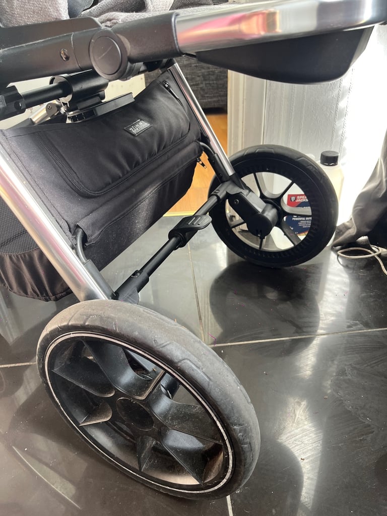 Zummi Solo Travel System 