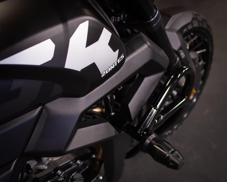 2025 Zontes ZT125-GK BRAND NEW 125cc SPORTS CAFE COMMUTER FROM ROAD AND TRIALS