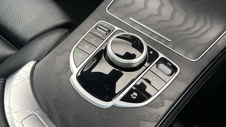 2017 Mercedes-Benz GLC 2.1 GLC220d AMG Line (Premium) SUV 5dr Diesel G-Tronic 4MATIC Euro 6 (s/s)...