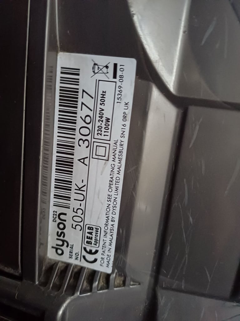 DYSON DC22 ALLERGY 1100W CYLINDER VACUUM CLEANER VGC £40 NO OFFERS DARWEN BB3 0DU 