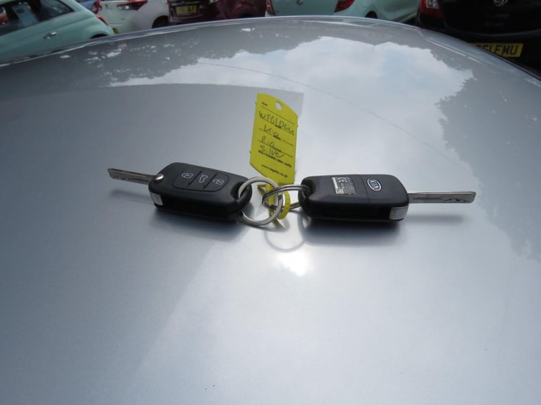 2011 Kia Rio 1.4 2 IPD 5dr HATCHBACK Petrol Manual