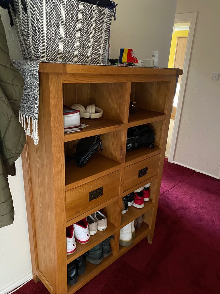 OAK UNIT VGC - DELIVERY AVAILABLE 