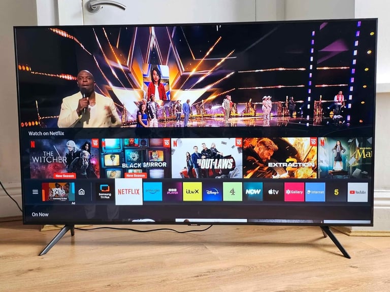 Samsung 55 inch 4K Crystal Ultra HD Smart HDR LED TV with Latest Apps