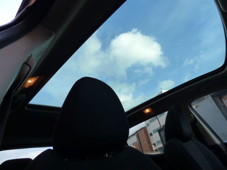  Nissan Qashqai 1.2 DiG-T N-Connecta 5dr Xtronic Petrol