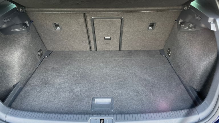 2018 Volkswagen Golf GOLF R-LINE TSI EVO Hatchback Petrol Manual