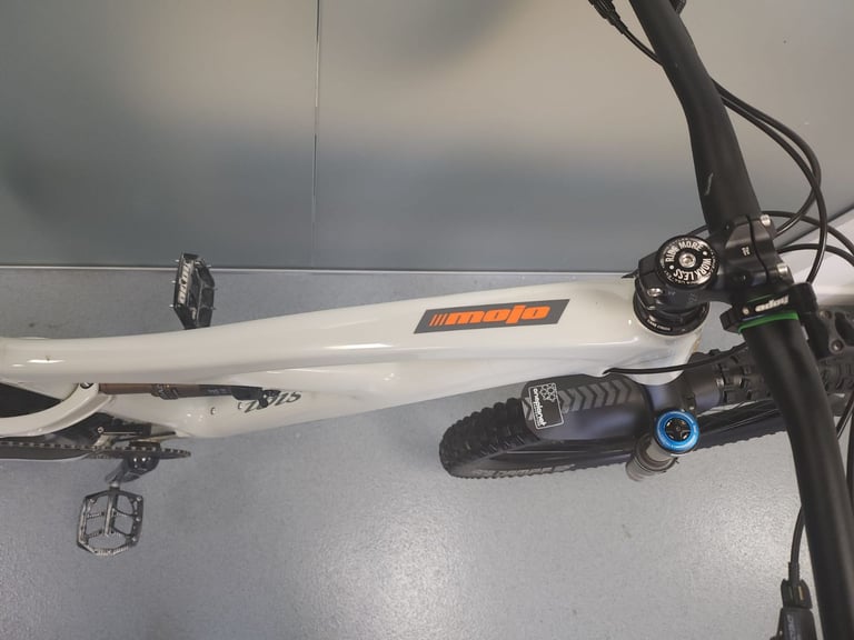Ibis Mojo HD4 carbon frame 