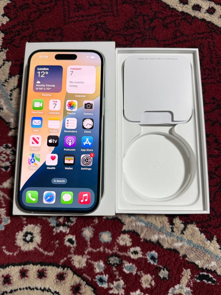 Unlocked iPhone 15 fully working order 
