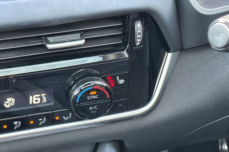 2021 Nissan Qashqai 1.3 DiG-T MH 158 Tekna 5dr Xtronic Hatchback Petrol Automatic