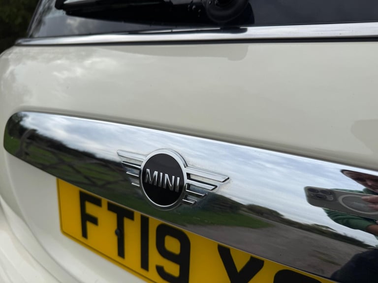 2019 MINI Hatch 1.5 Cooper Exclusive Euro 6 (s/s) 3dr HATCHBACK Petrol Manual