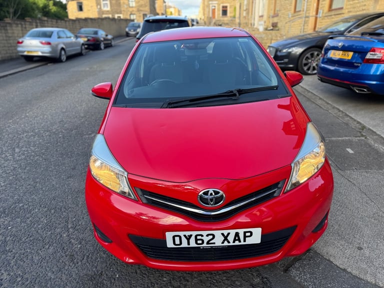 2012 Toyota Yaris 1.33 VVT-i TR 5dr HATCHBACK Petrol Manual