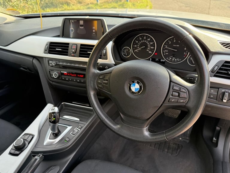  BMW 3 Series 2.0 320i SE Auto xDrive Euro 5 (s/s) 4dr Petrol Automatic