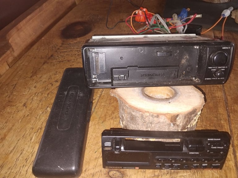 Pioneer radio/ cassette player 