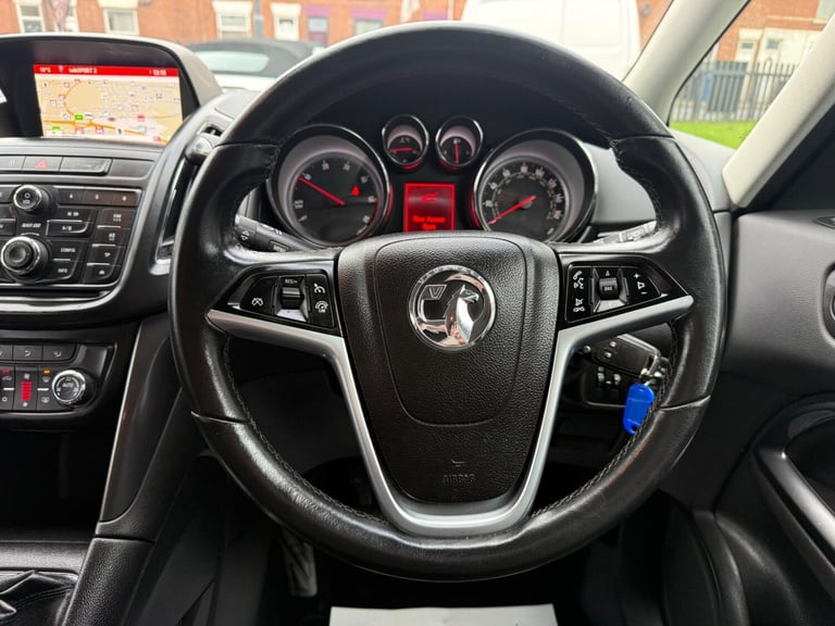 2016 Vauxhall Zafira Tourer 1.6 CDTi ecoFLEX Tech Line MPV 5dr Diesel Manual Euro 6 (s/s) (136 ps...