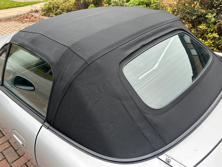 2005 Mazda MX5 1.8i Sport 6 Speed - With Hardtop! Low Mileage - Rust Free Example!