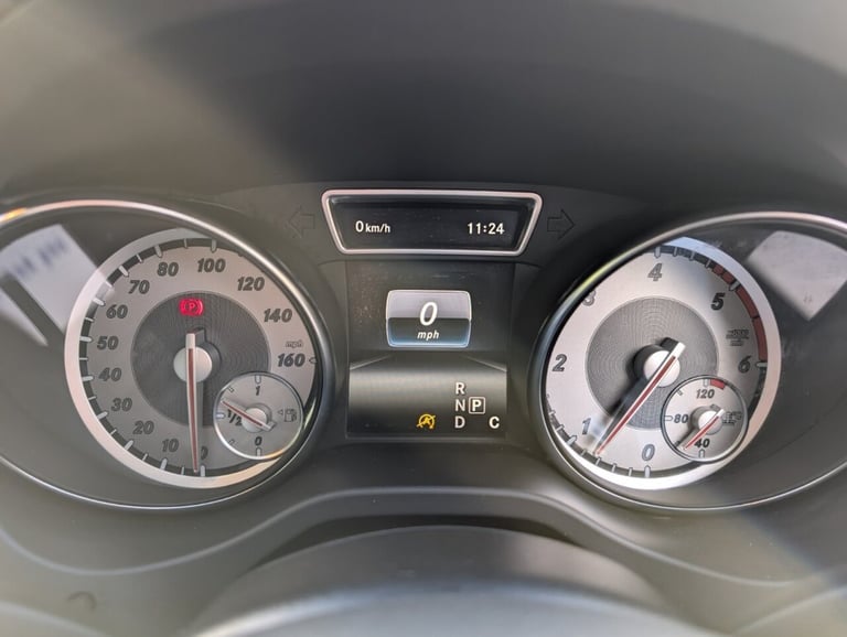 2016 Mercedes-Benz GLA 2.1 GLA200d Sport SUV 5dr Diesel 7G-DCT Euro 6 (s/s) (136 ps) ESTATE Diese...