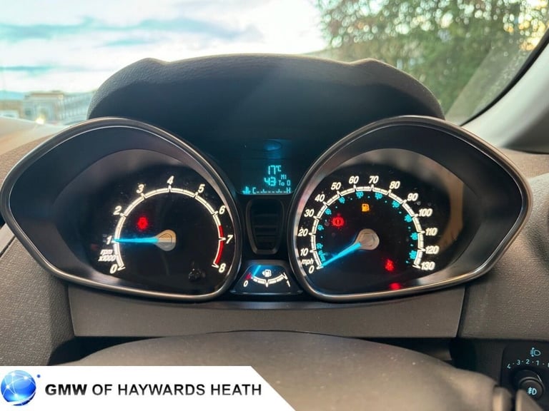 2015 Ford Fiesta 1.0T EcoBoost Zetec Hatchback 5dr Petrol Manual Euro 6 (s/s) (100 ps) Hatchback ...