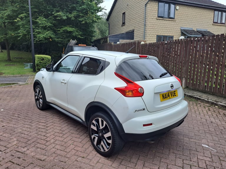 2014 nissan juke 1.5 dci N tec hpi clear Satnav Reverse camera £20tax full year drives excellent 