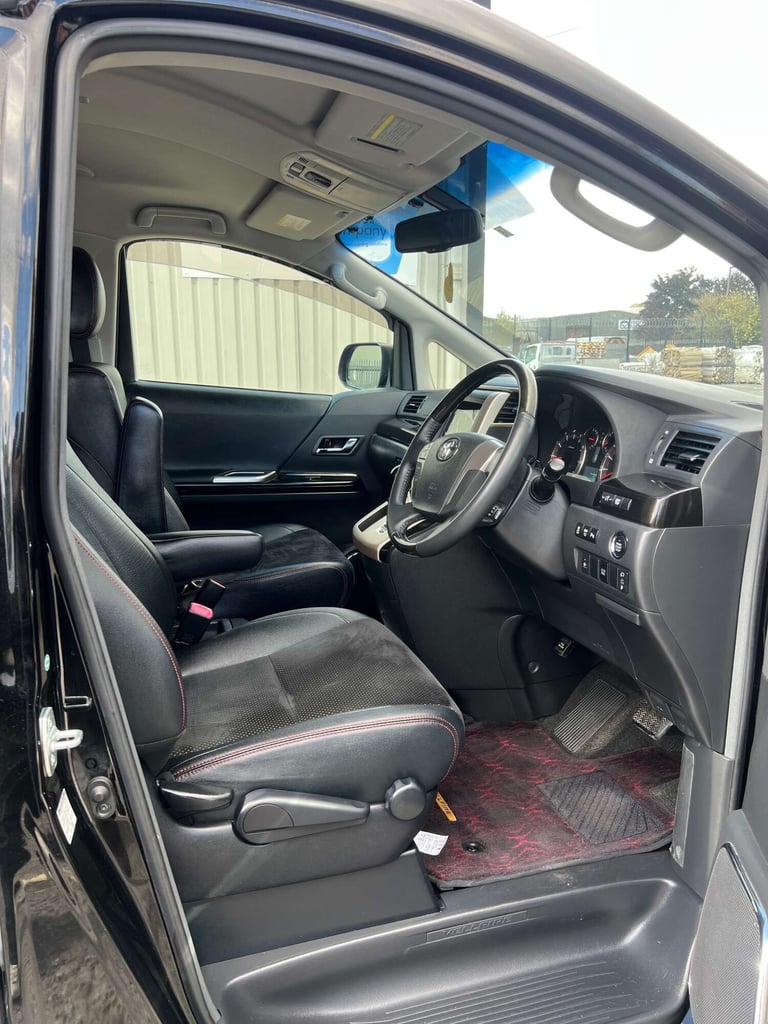 2014 Toyota Vellfire 2.4+GOLDEN EYES+GRADE 4B+FRESH IMPORT+ MPV Petrol Automatic