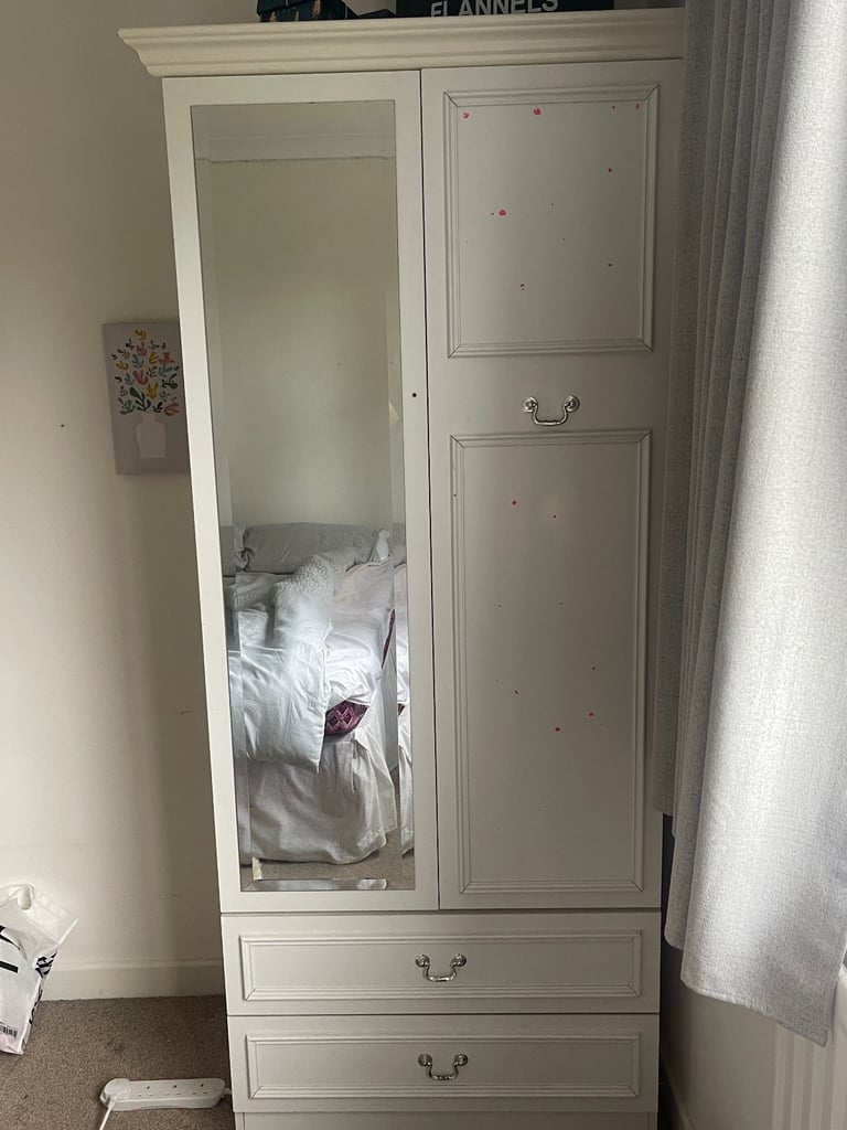 image for Wardrobe FREE