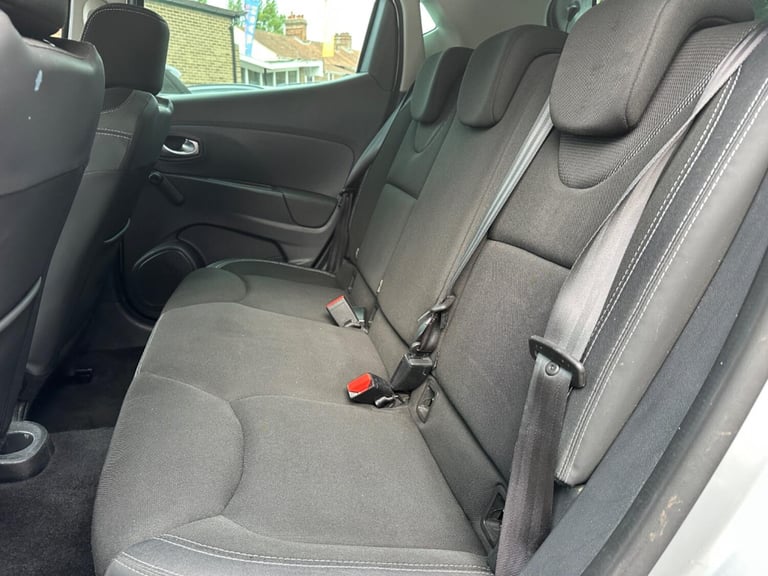 2018 Renault Clio 0.9 Iconic TCe 90 Petrol Manual 5 Door Hatchback Silver