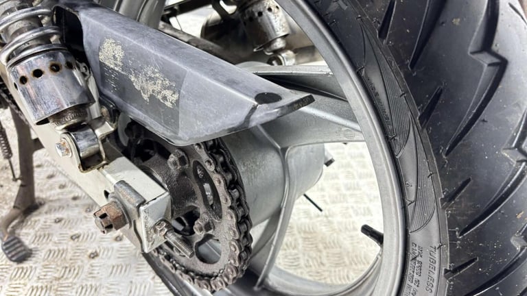 Kawasaki Er 2000 12K GOOD RUNNING PROJECT BIKE 500CC NAKED A2