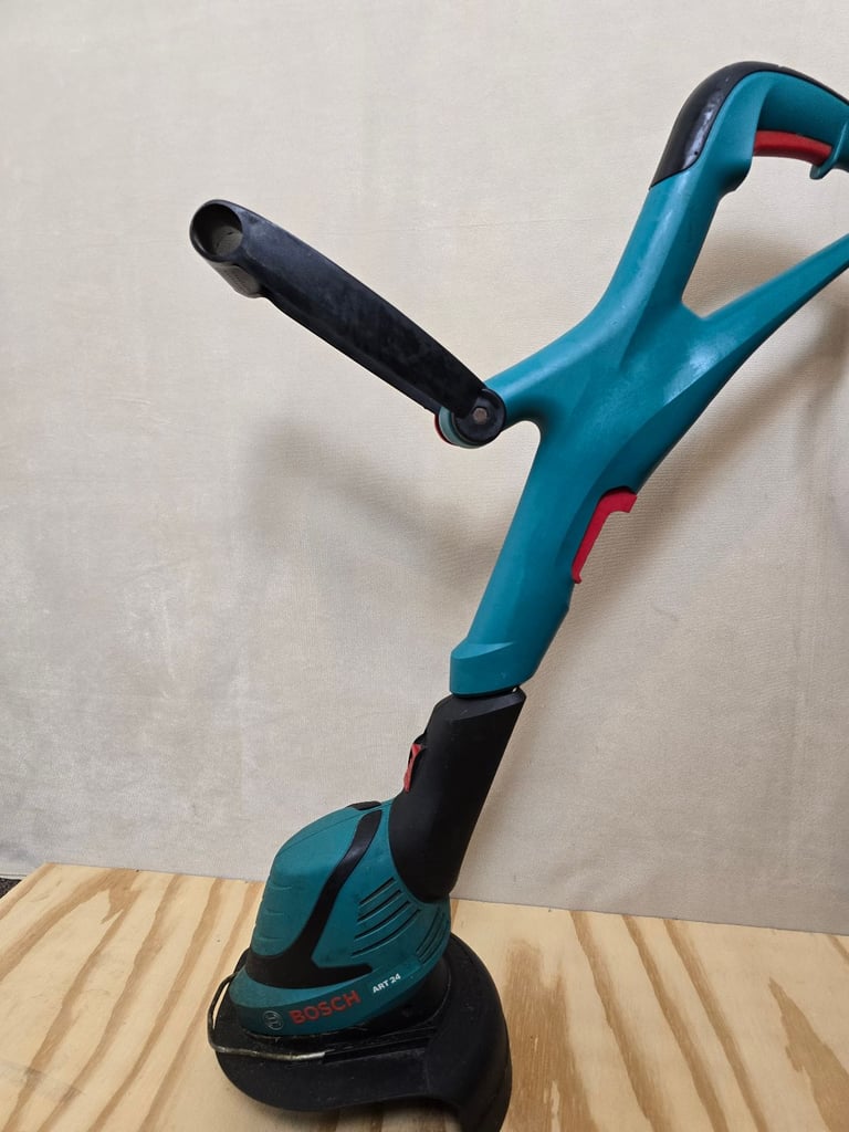 Bosch ART 24 Electric Grass Trimmer