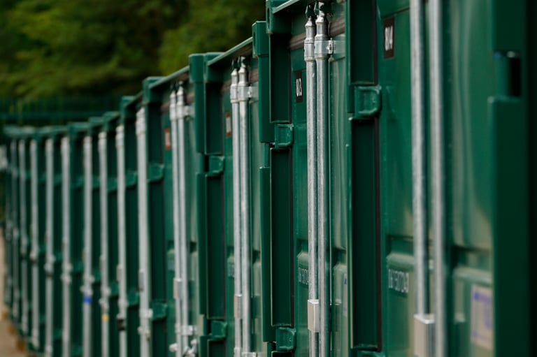 8FT SHIPPING CONTAINER FOR RENT/HIRE IN EXETER, DEVON