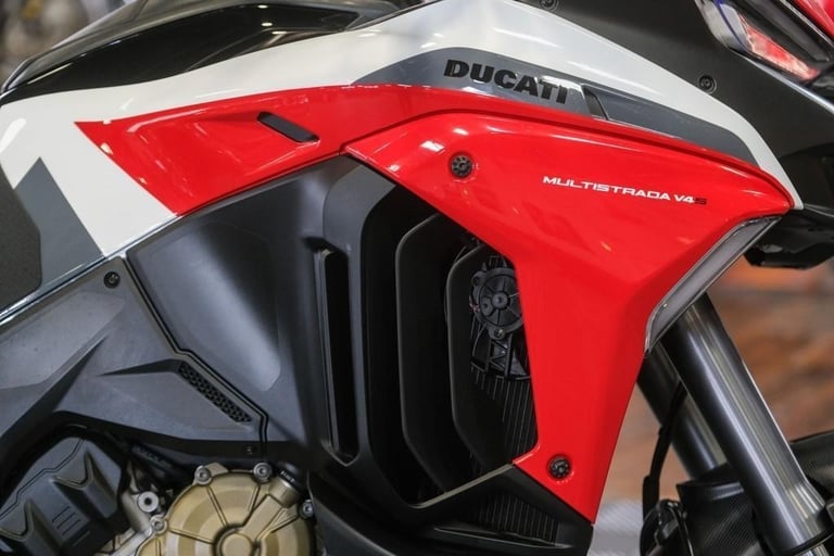 Ducati Multistrada V4 S Sport Includes Panniers