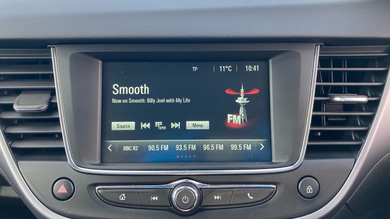 2022 Vauxhall Crossland 1.2 Design 5dr Petrol Hatchback Hatchback Petrol Manual