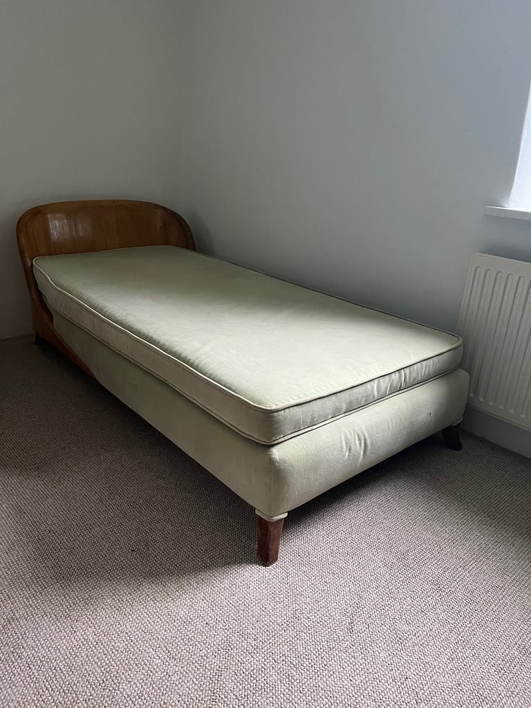 unique Authentic Art Deco Day Bed 