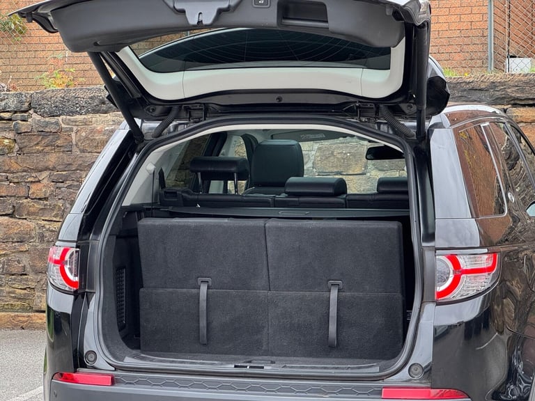 2018 Land Rover Discovery Sport 2.0 TD4 HSE Black Auto 4WD Euro 6 (s/s) 5dr ESTATE Diesel Automatic