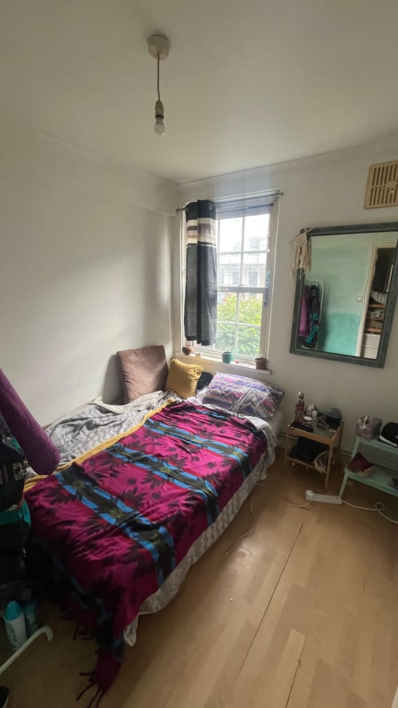 Double bed sofa+free book/film with it
