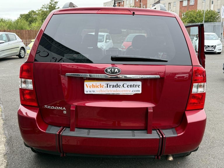 2011 Kia Sedona 2.2 CRDi 2 MPV 5dr Diesel Automatic (199 g/km, 192 bhp) ++ DUAL CLIMATE CON MPV D...