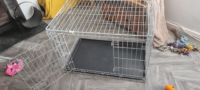 Medium sized dog crate