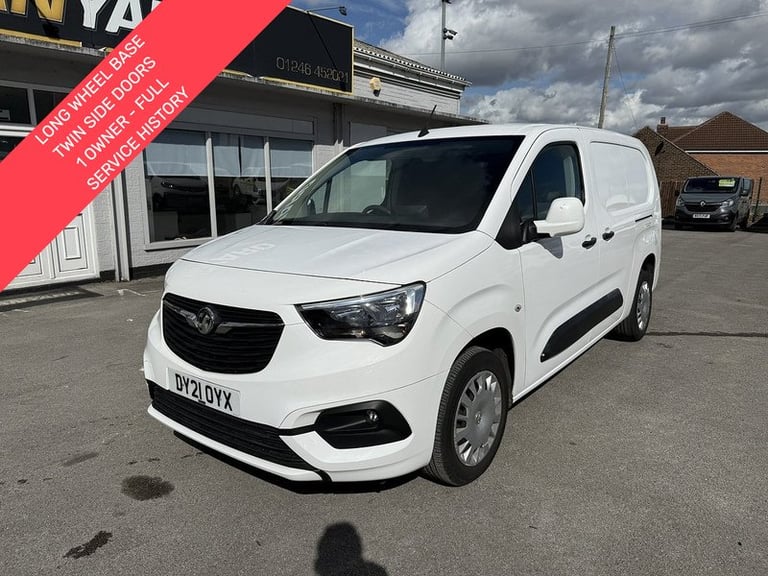 image for 2021 Vauxhall Combo 1.5 Turbo D 2300 Sportive LWB AIR CON Van 4dr Diesel Manual L2 H1 Euro 6 (1 P...