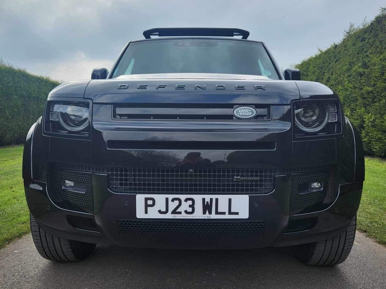2023 Land Rover Defender 3.0 D300 X-Dynamic HSE 110 5dr Auto Estate Diesel Automatic