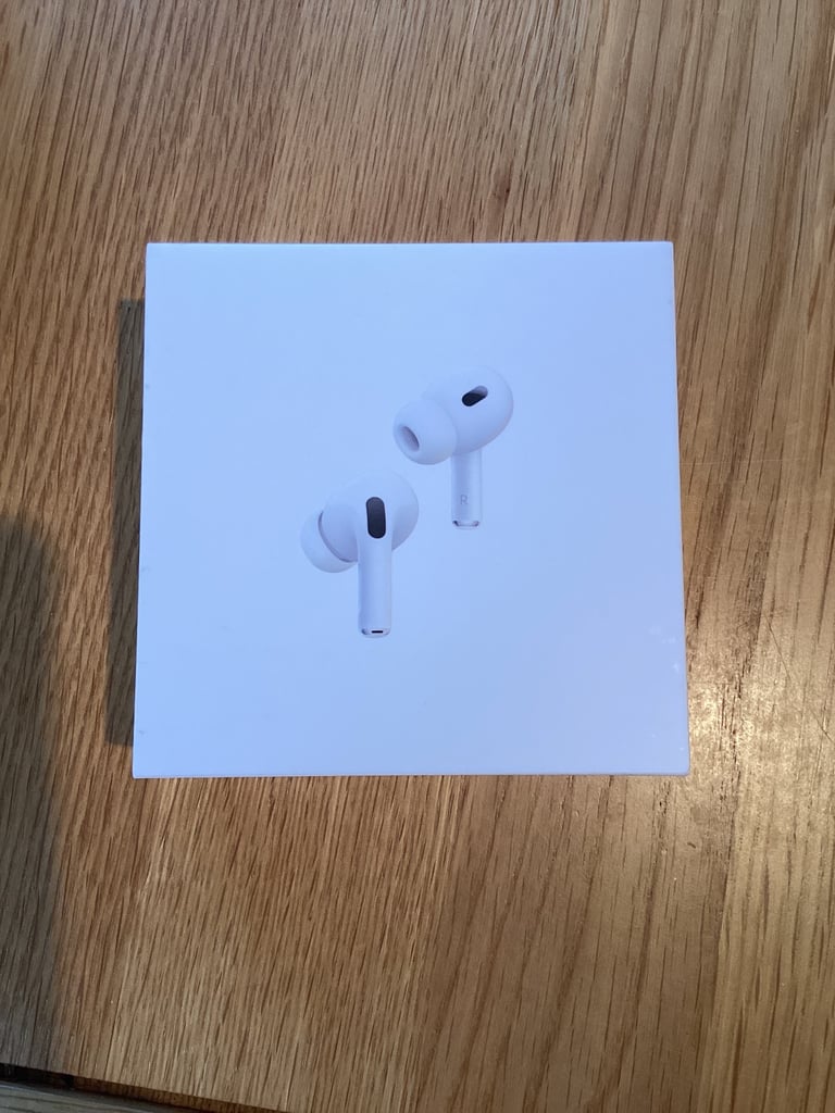 Apple air pods pro 2nd gen with carbon fibre case