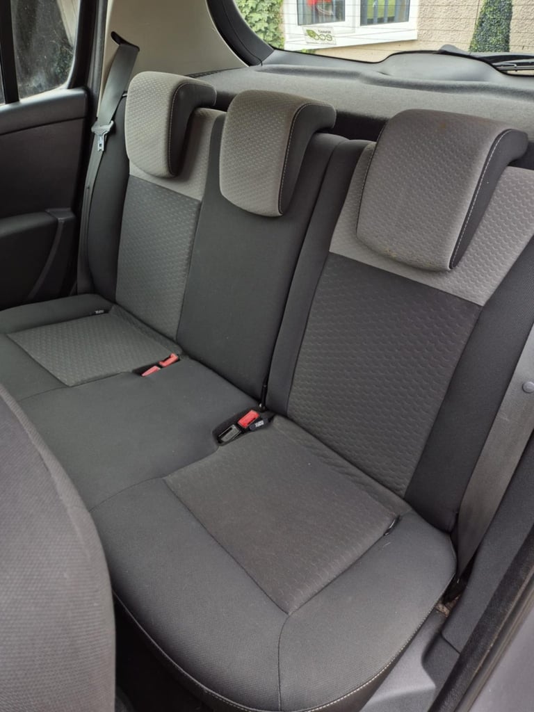 Renault, CLIO, Hatchback, 2010, Manual, 1149 (cc), 5 doors