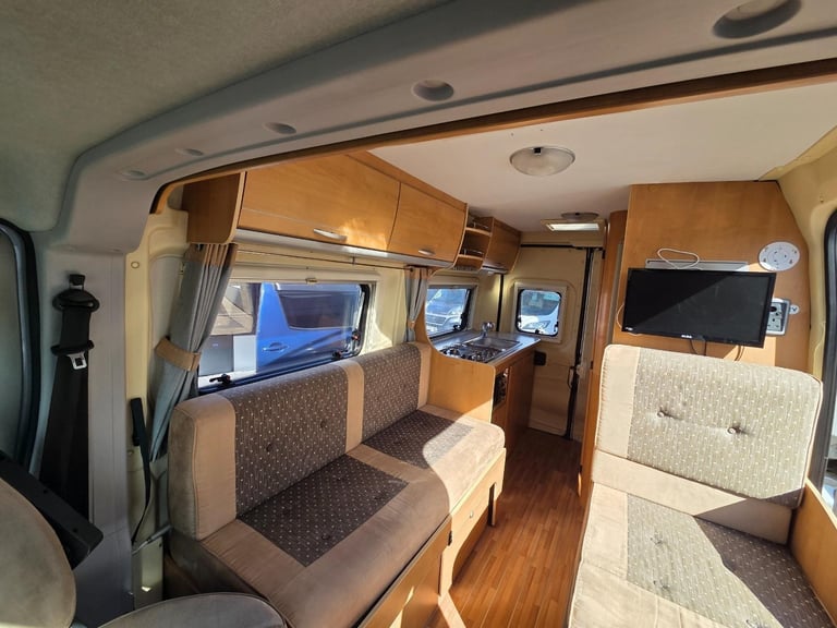 Trigano Tribute 550 2 berth motorhome DIESEL AUTOMATIC 2008/58