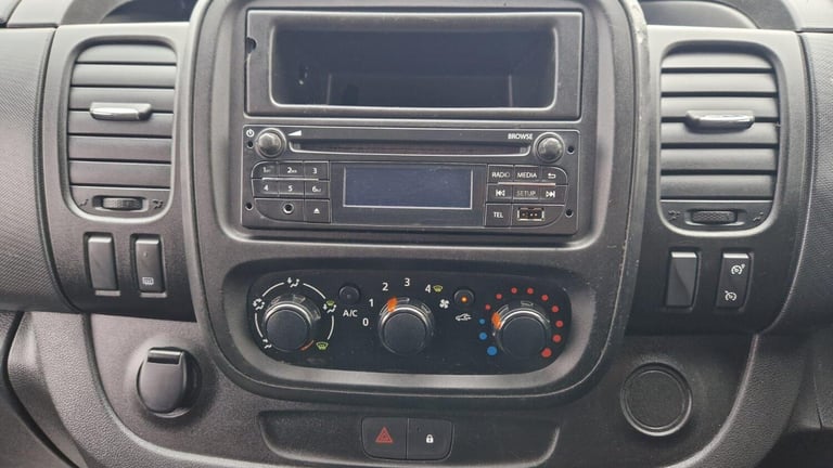 2016 Vauxhall Vivaro 1.6 CDTi 2700 Sportive L1 H1 Euro 5 5dr PANEL VAN Diesel Manual