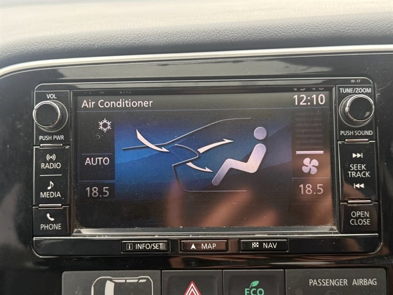 2018 Mitsubishi Outlander 2.0h 12kWh 4h SUV 5dr Petrol Plug-in Hybrid CVT 4WD Euro 6 (s/s) (200 p...