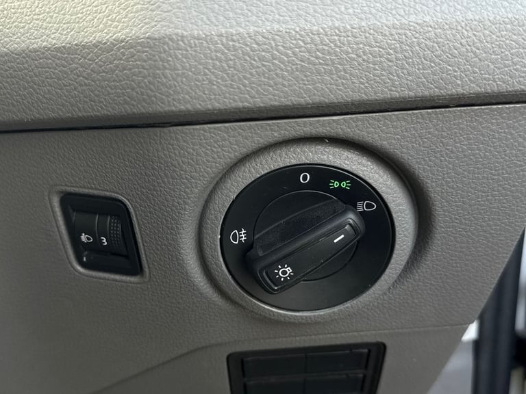  Volkswagen Crafter Panel Van 2.0 Tdi Cr35 Trendline Panel Van 5dr Diesel