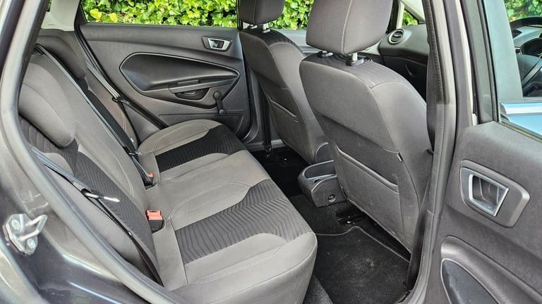 2016 (16) Ford Fiesta 1.25 Zetec 5dr Euro 6 **27K+FSH**
