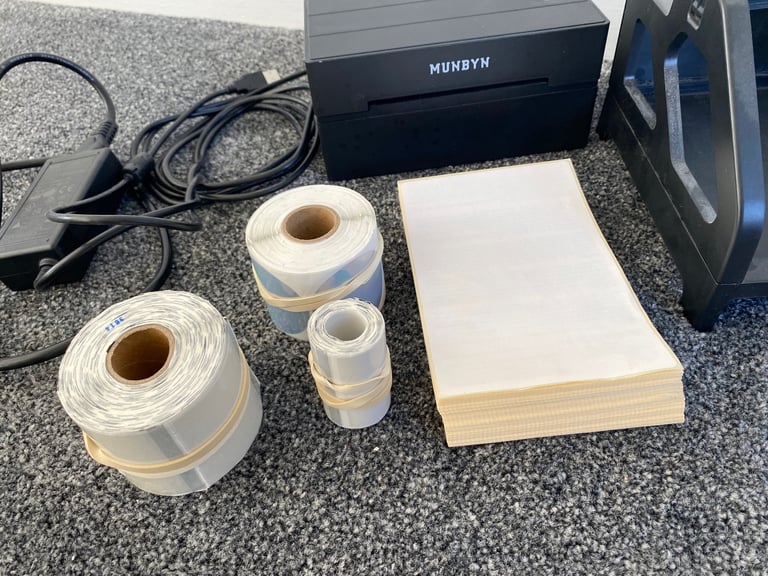 image for MUNBYN Shipping Label Printer Bluetooth, Thermal Label Printer 4x6. Includes holder & labels