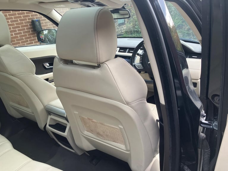 2011 Land Rover Range Rover Evoque 2.2 SD4 Prestige 5dr Auto [Lux Pack] ESTATE DIESEL Automatic