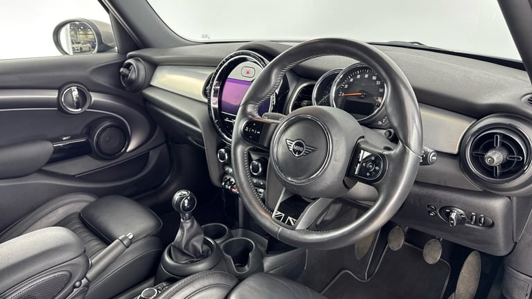 2022 MINI Hatch 1.5 Cooper Exclusive 5dr Petrol Hatchback Hatchback Petrol Manual